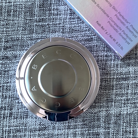 ❗️SALE❗️🆕 BECCA Prismatic Amethyst Highlighter - Picture 4 of 7